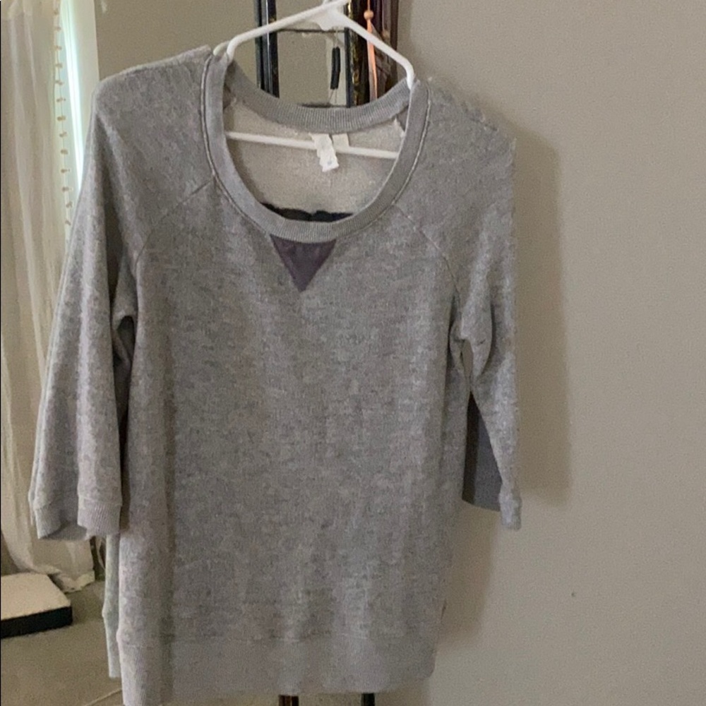 Sweater with back silk detail